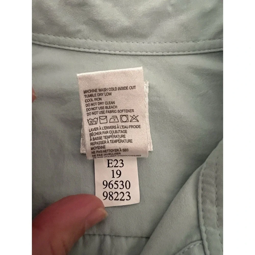 The North Face Men's Long Sleeve Button Up Shirt RN# 61661 CA#30516-Sz Small‎